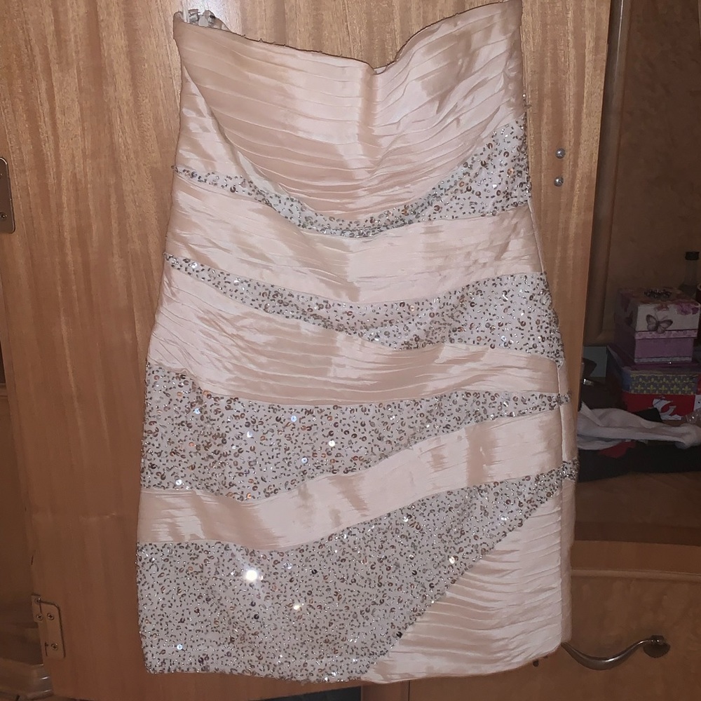 Alexia Admor White Sparkle Cockatil Dress